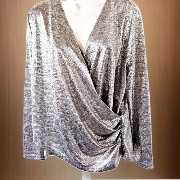 Soft Surroundings Stella Silver Metallic Wrap Top Women's Size XL NEW NWOT - Picture 2 of 10